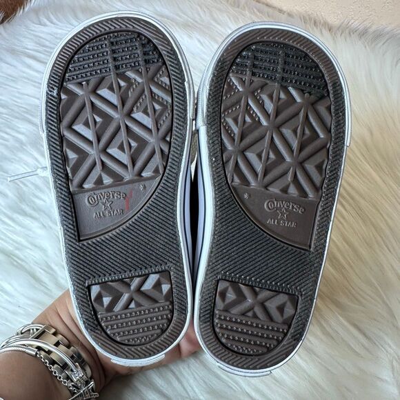 Converse Chuck Taylor Street (Little Kid) Sneaker, Black/White/Black Size 7 - Picture 4 of 9